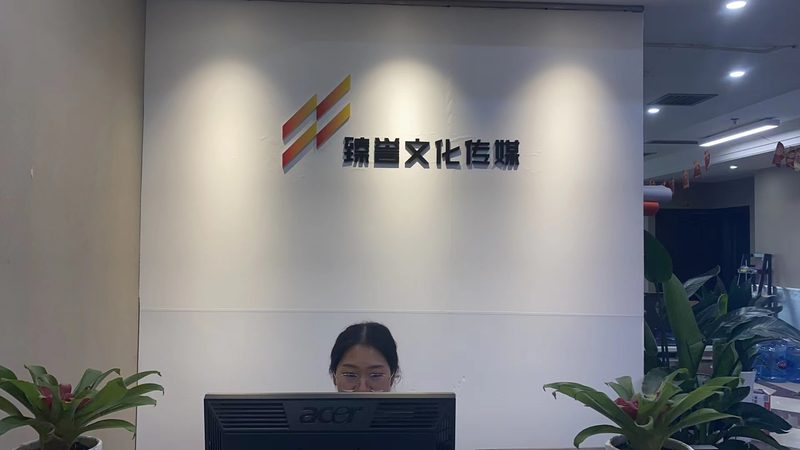 易拉宝材质，如何选择更适合的？**